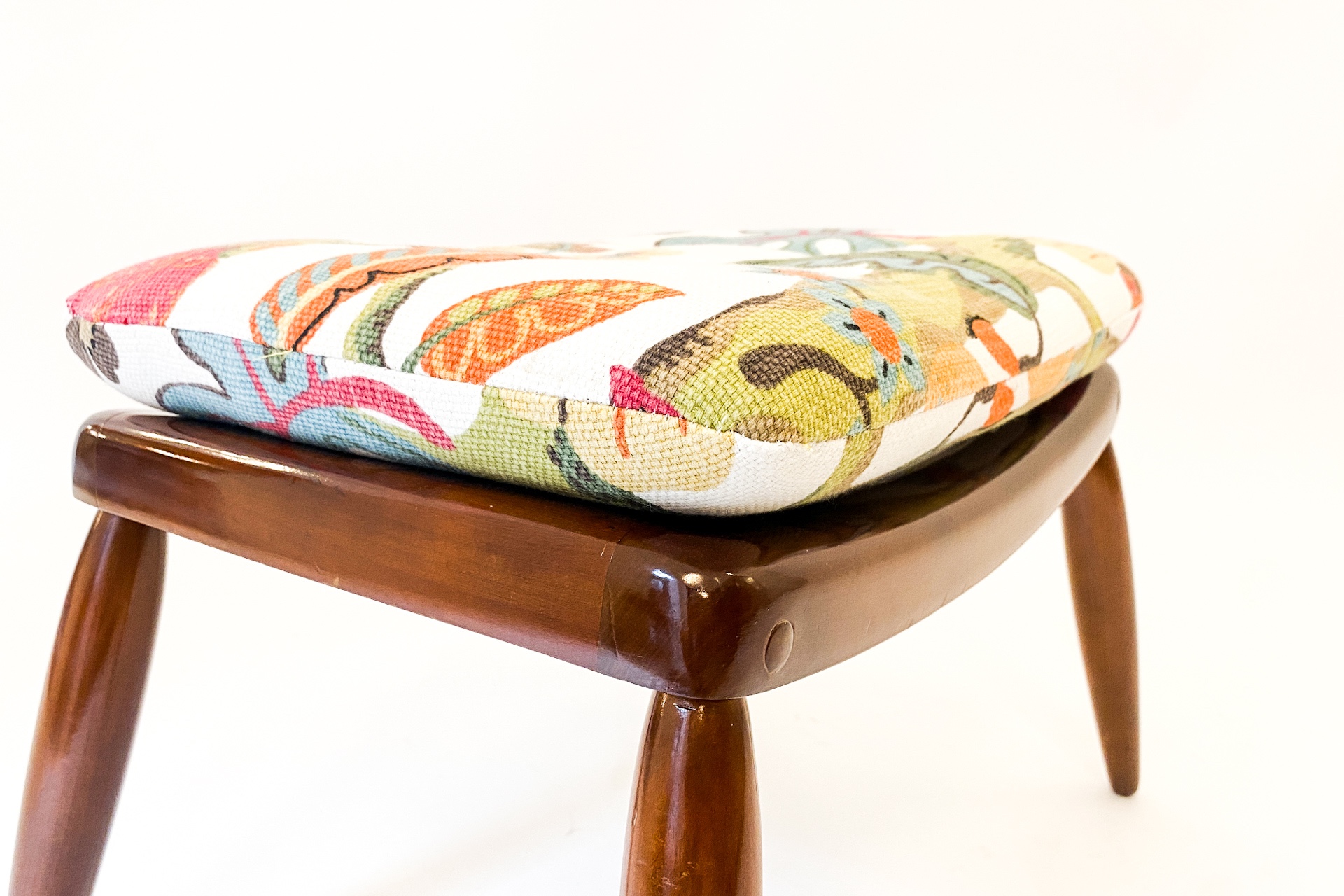 hocker-austria-1detai.jpg