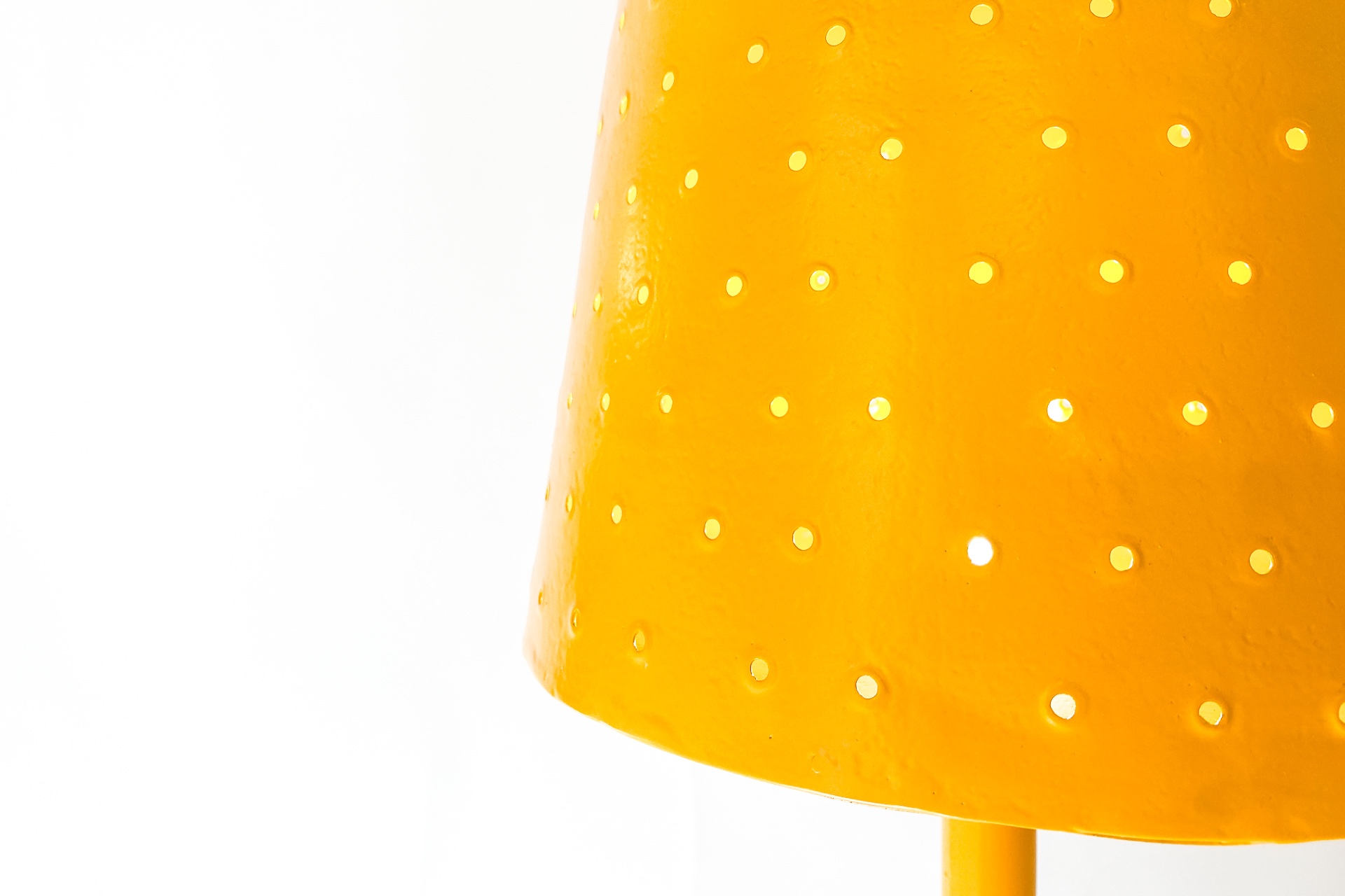 lampe-pilarski-gelb3.jpg
