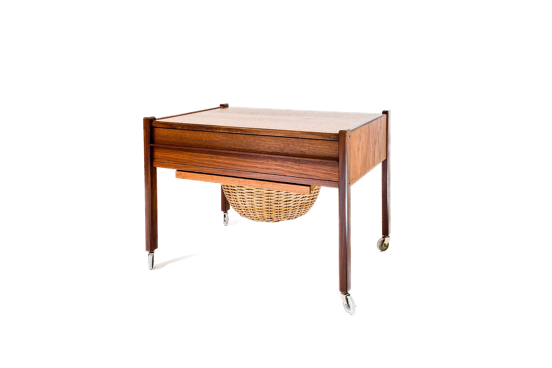 naehtisch-holz2.jpg