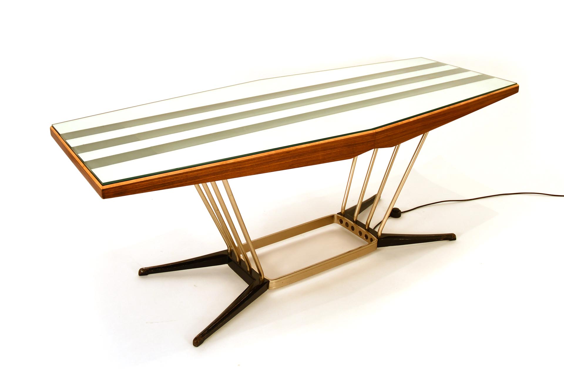 riedel-tisch1c.jpg