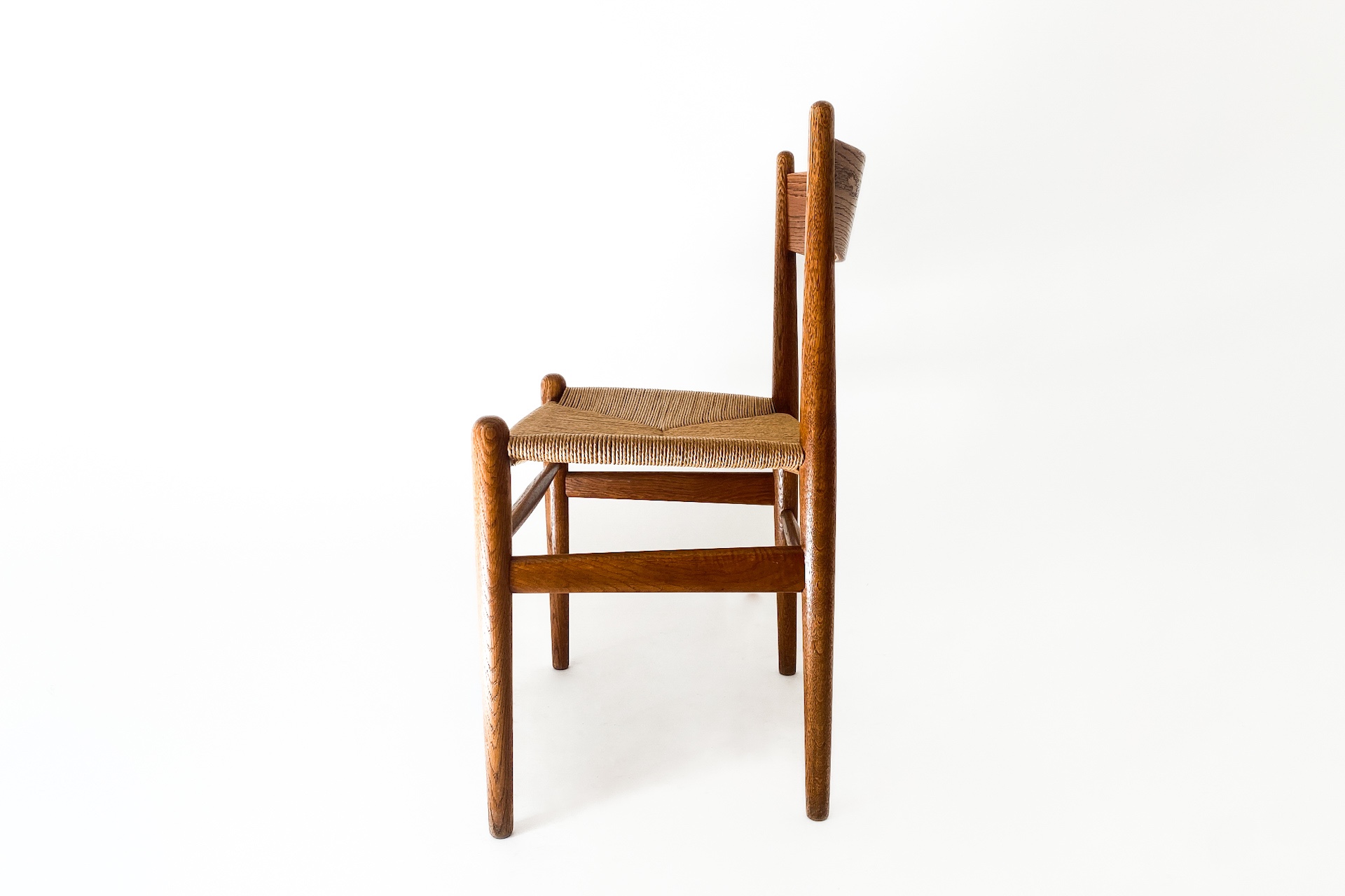 stuhl-wegner-02.jpg